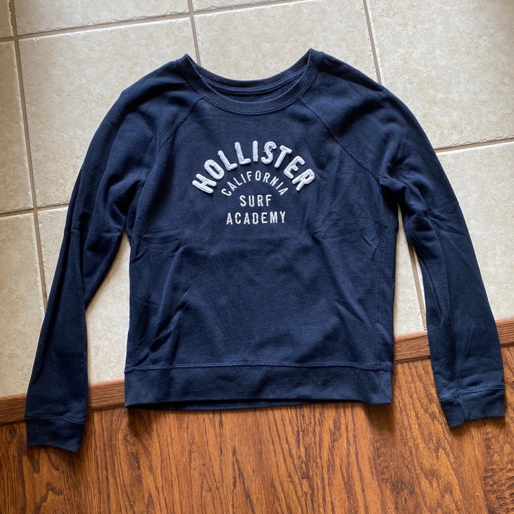 Like New: Hollister Surf Academy Sweatshirt